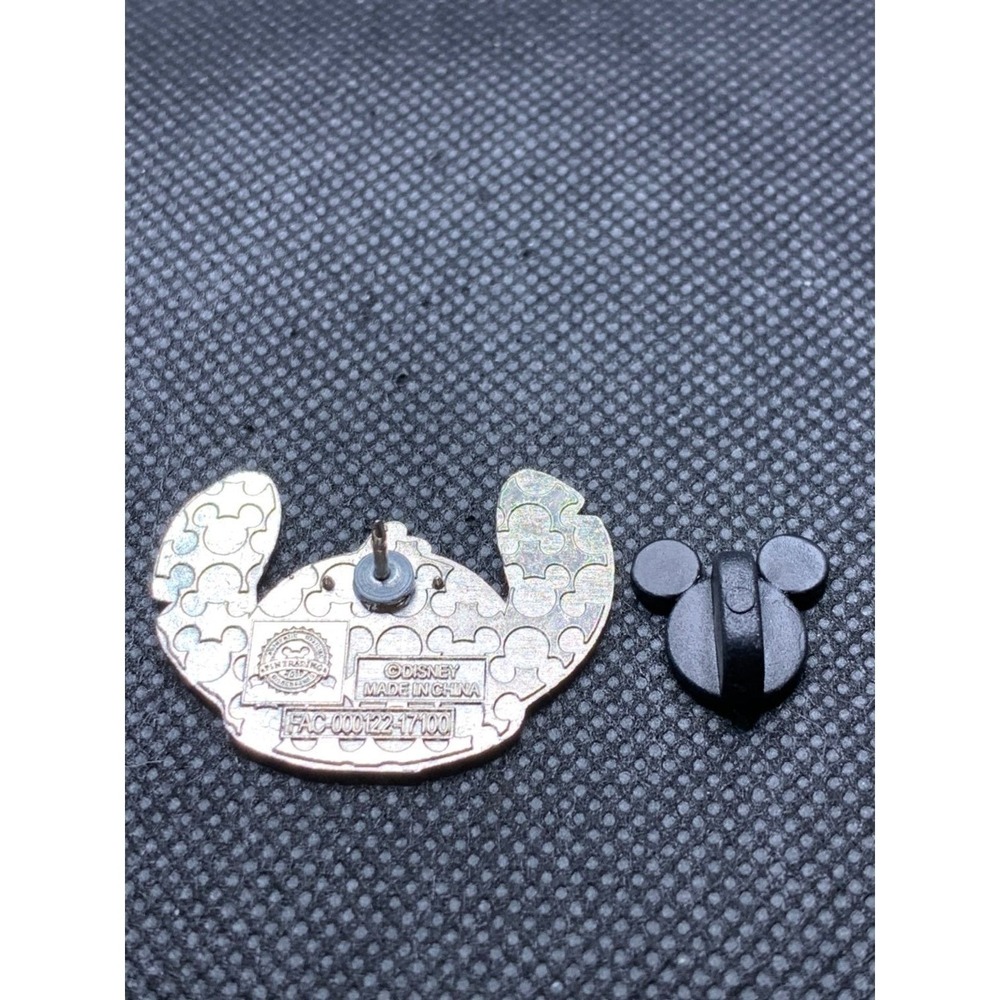 2017 626 Stitch Emoji Disney pin Booster Set Happy Alien Lillo and Stitch - Picture 3 of 3